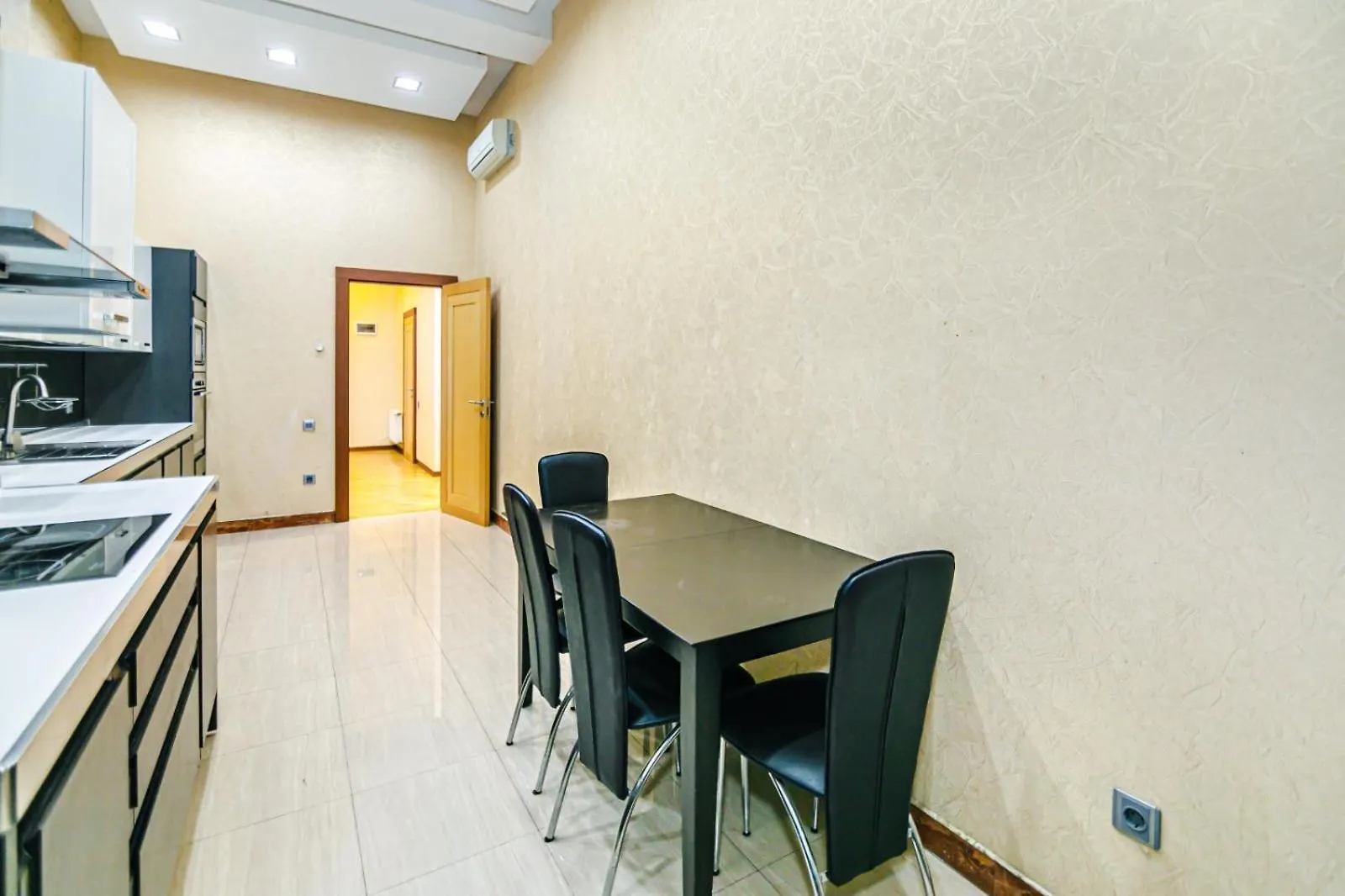 Moonlight House Apartment Baku 0*,  Azerbaijan