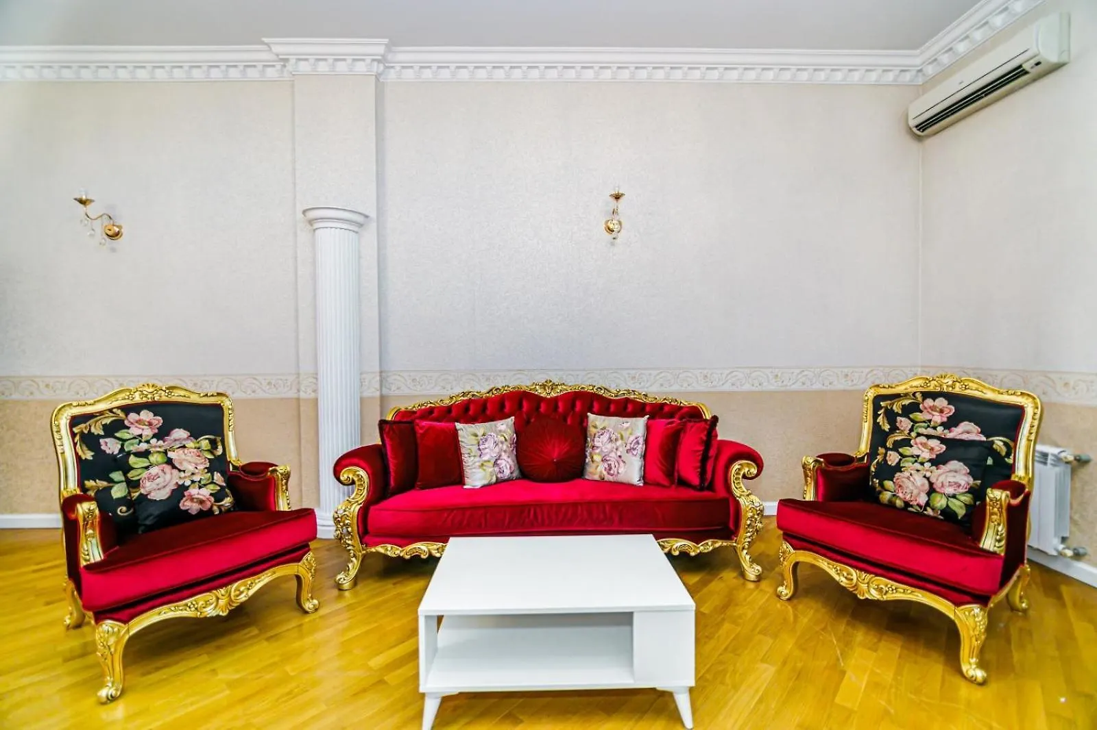 Moonlight House Appartement Bakoe