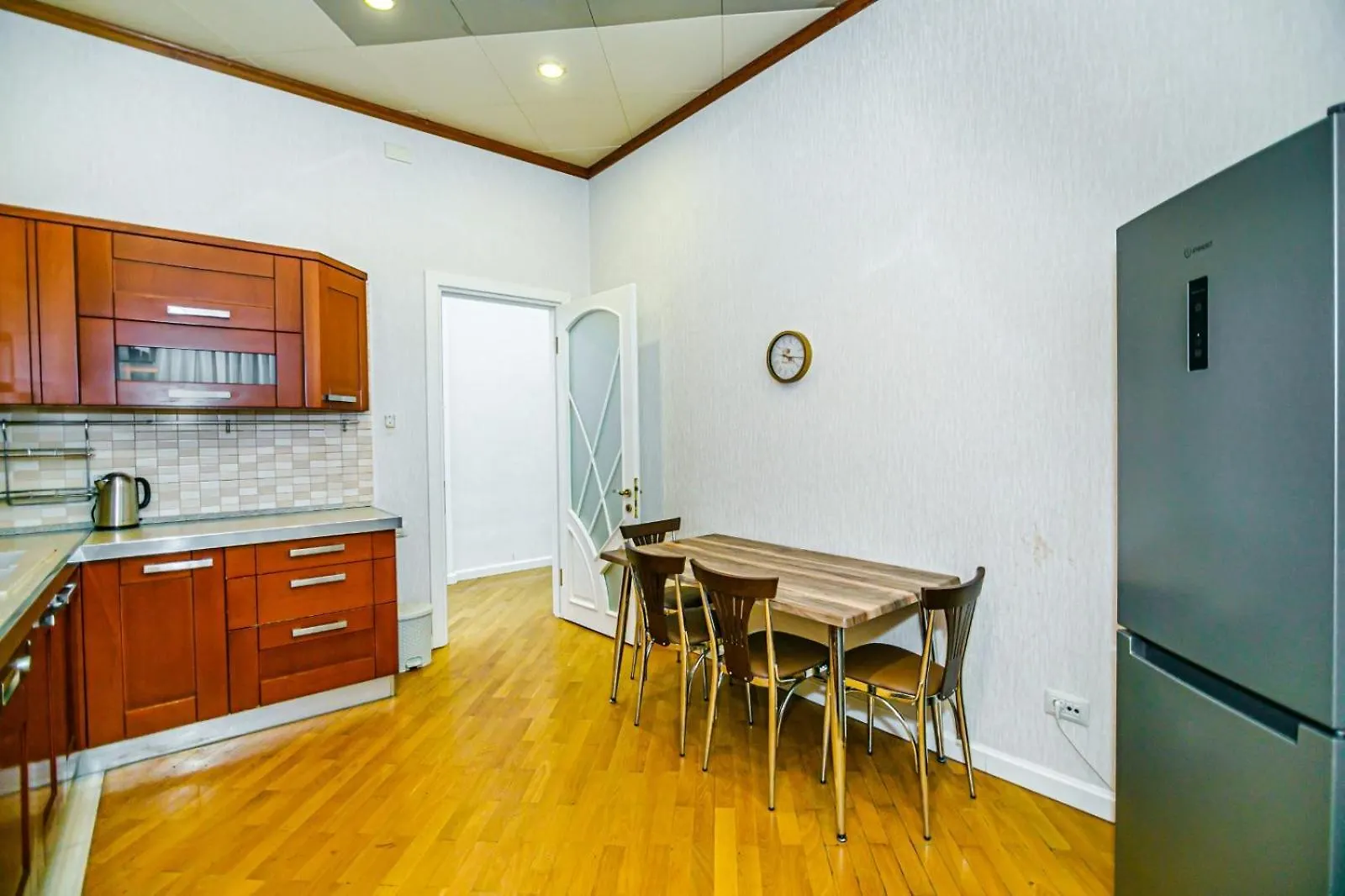 Moonlight House Appartement Bakoe