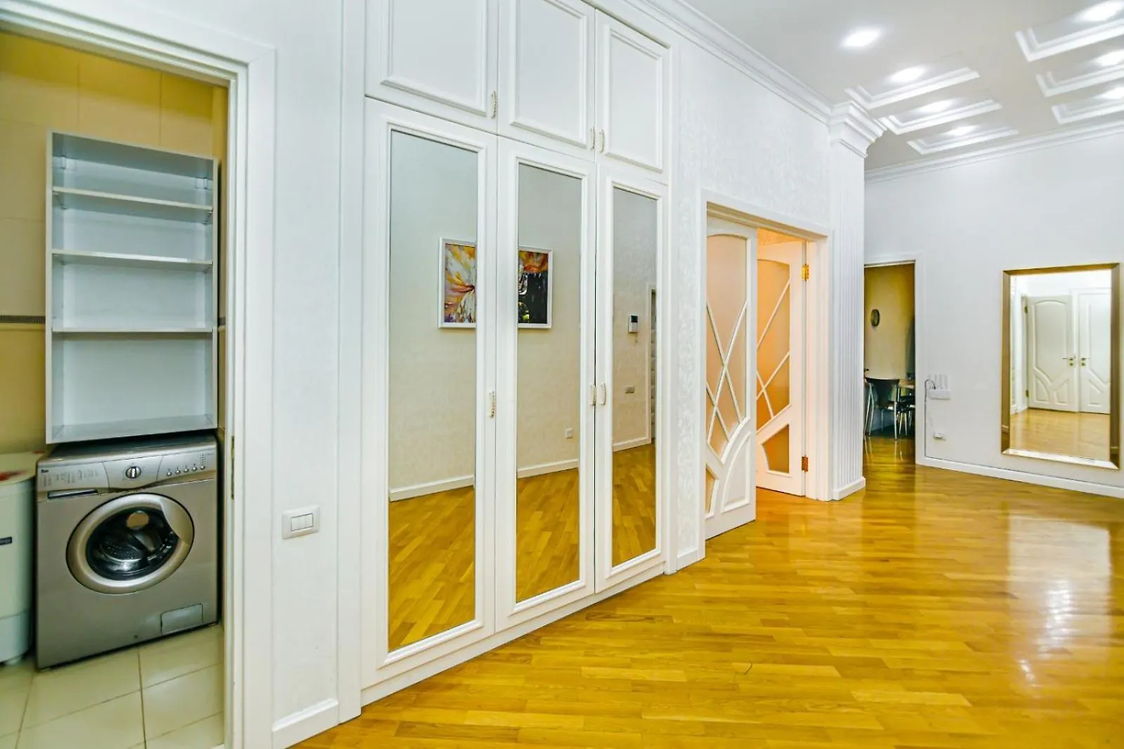 Moonlight House Appartement Bakoe